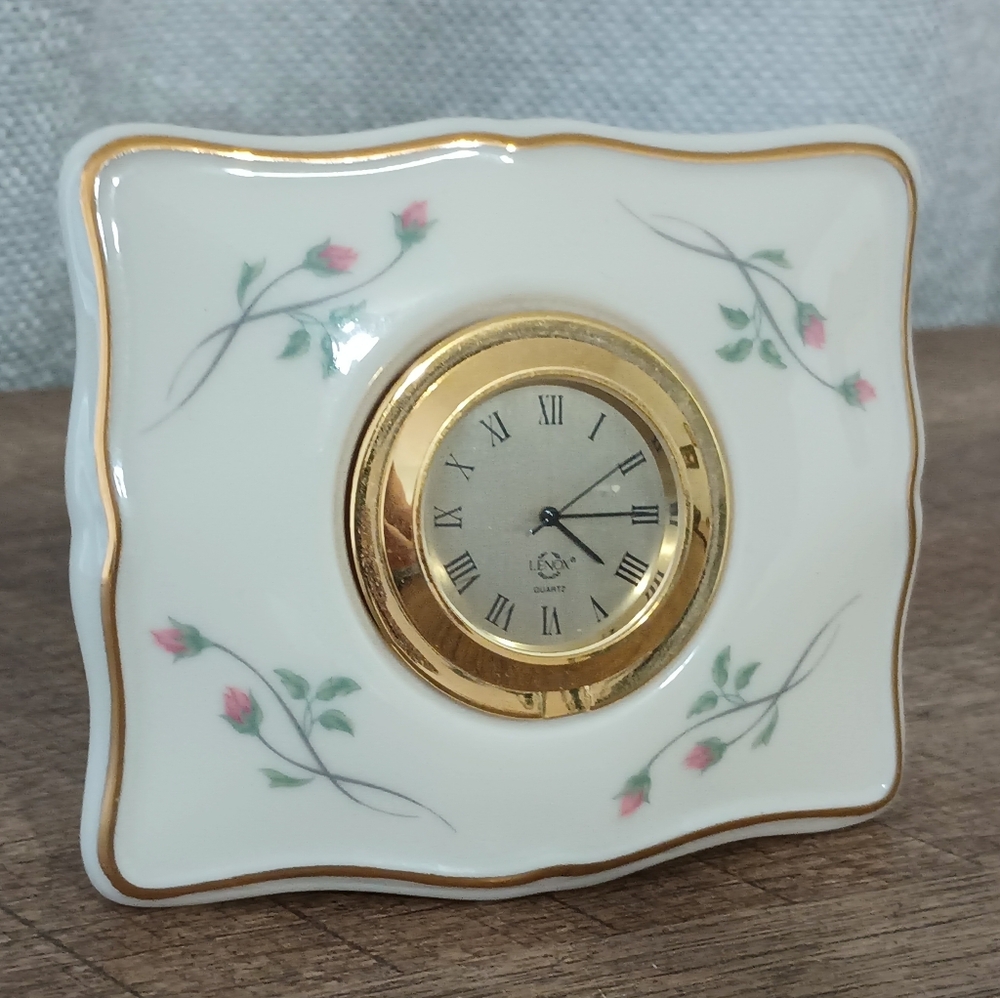 Lenox 24K Gold Trim Rose Manor Quartz Clock.